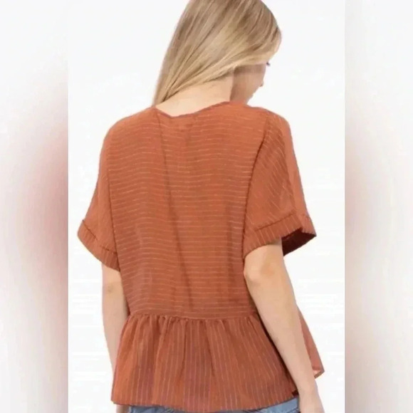 Blu Pepper Blouse (New With Tags) - Picture 2 of 6